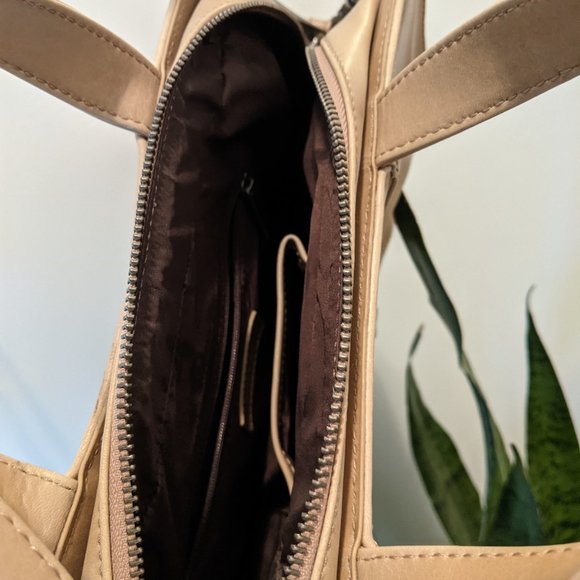 Vegan beige satchel school bag adjustable crossbody and top handle - Picture 5 of 5